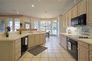 2152 Chisholm Trail - Photo 8