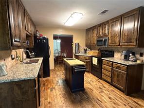 610 Cross Fence Drive - Photo 8