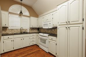 3726 Pensacola Drive - Photo 12