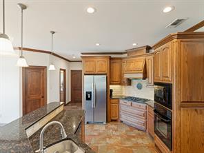 2860 Forest Drive - Photo 9