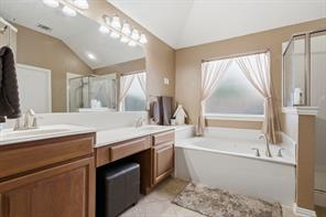 8100 Yucatan Court - Photo 18