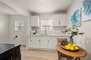 1815 W Brooklyn Avenue - Photo 13