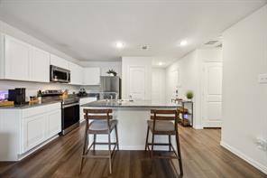 2326 Harding Street - Photo 11