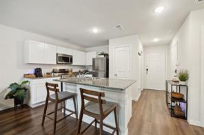 2326 Harding Street - Photo 12