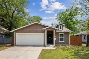 2326 Harding Street - Photo 2