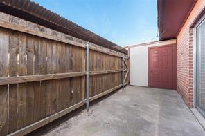 1809 E Grauwyler Road - Photo 17