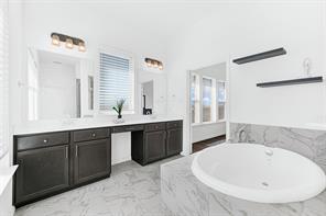 720 Skyview Court - Photo 18