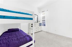 720 Skyview Court - Photo 23