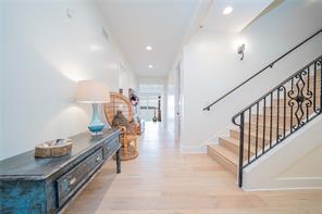 582 Windy Point Drive - Photo 13