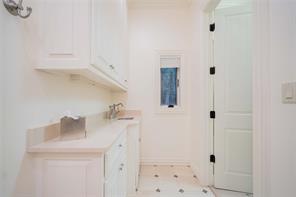 582 Windy Point Drive - Photo 23
