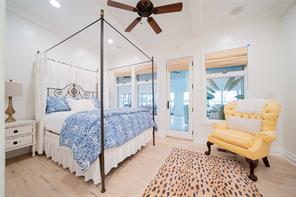 582 Windy Point Drive - Photo 24
