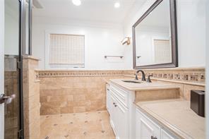 582 Windy Point Drive - Photo 33