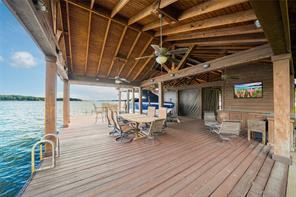 582 Windy Point Drive - Photo 9