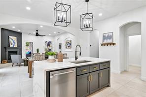 787 Deverson Drive - Photo 13