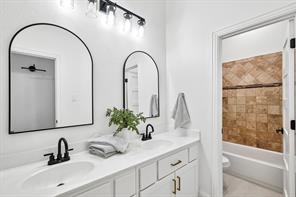 787 Deverson Drive - Photo 30