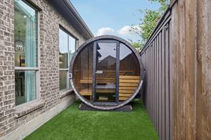 787 Deverson Drive - Photo 34