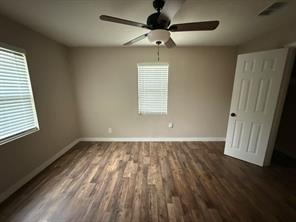515 Burgett Street - Photo 2