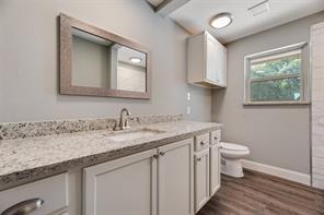 302 County Road 3320 - Photo 35