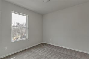 1136 E Broadway Avenue - Photo 13