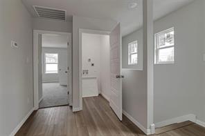 1136 E Broadway Avenue - Photo 15