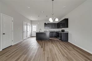 1136 E Broadway Avenue - Photo 3