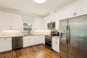 1020 Young Trail - Photo 11