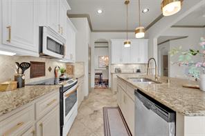 1305 Corona Court - Photo 12
