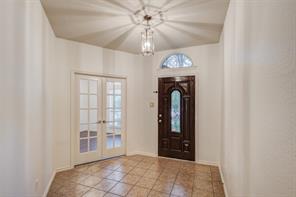 7048 Summit Parc Drive - Photo 2