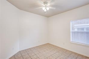 7048 Summit Parc Drive - Photo 4