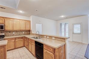 7048 Summit Parc Drive - Photo 7