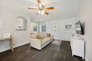 4504 Geddes Avenue - Photo 6