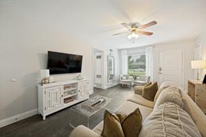 4504 Geddes Avenue - Photo 8