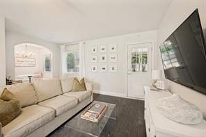 4504 Geddes Avenue - Photo 9