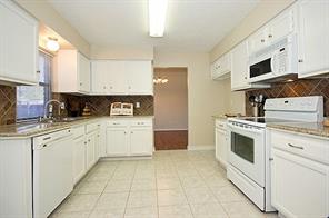 5309 Maple Court - Photo 2