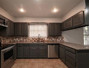 605 Blue Lake Drive - Photo 21