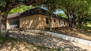605 Blue Lake Drive - Photo 5