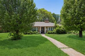 724 W Five Mile Parkway - Photo 1