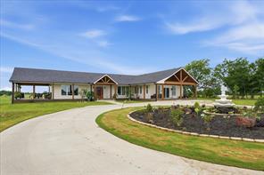 2641 County Road 4586 - Photo 1