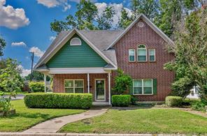 226 Gordon Street - Photo 1