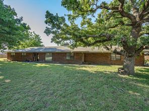 901 Pebble Street - Photo 1