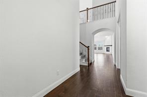 15513 Bryant Park Avenue - Photo 7