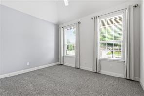 15513 Bryant Park Avenue - Photo 8