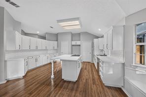 7700 Black Bear Court - Photo 4