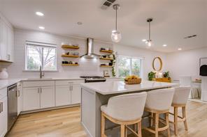 9635 Talina Drive - Photo 2
