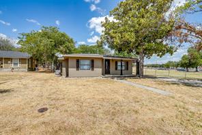 913 Jameson Street - Photo 1