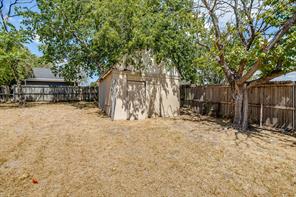 913 Jameson Street - Photo 33