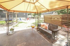367 Hillcroft Drive - Photo 19