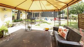 367 Hillcroft Drive - Photo 20