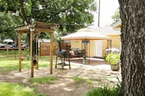 367 Hillcroft Drive - Photo 23