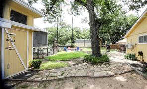 367 Hillcroft Drive - Photo 24